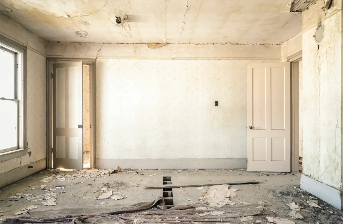 Waste disposal crew managing a cleanout project in Ashland